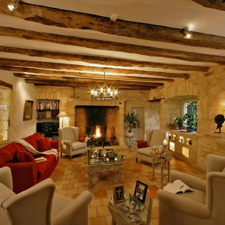 Le Prieure Du Chateau De Couette-café Biron (Dordogne)